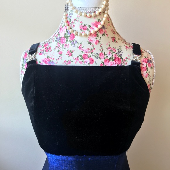 Betsy & Adam Party Dress - Picture 2 of 8